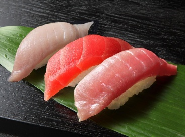 A202  マグロ3種食べ比べ