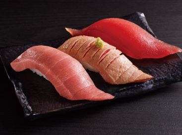 F244  マグロ3貫盛り