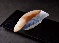 Y443 しめさば(1貫)