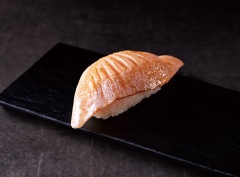 Y467 炙りﾄﾛｻｰﾓﾝ(1貫)