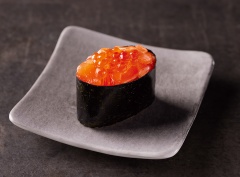 Y491 特選サーモンイクラ軍艦