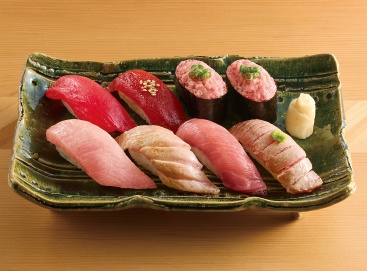 A589 極上マグロづくし