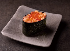Y498 サーモンイクラ(1貫)