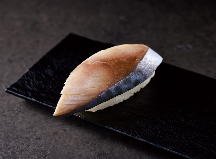 Y500 しめさば(1貫)